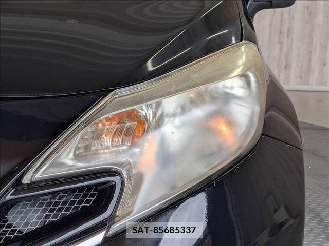 Nissan NOTE 2013-08 8131712-10
