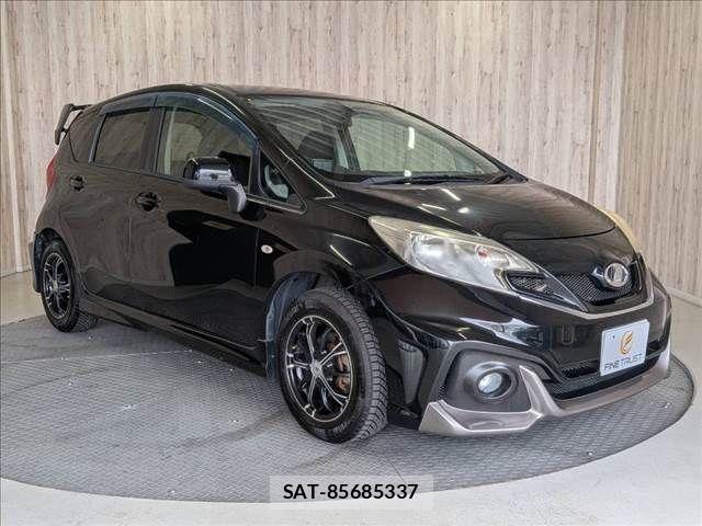 Nissan NOTE 2013-08 8131712-14