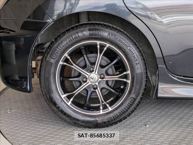 Nissan NOTE 2013-08 8131712-25