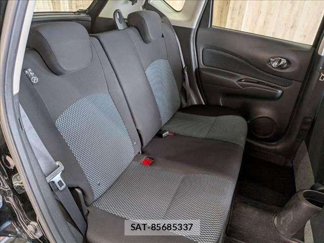 Nissan NOTE 2013-08 8131712-7