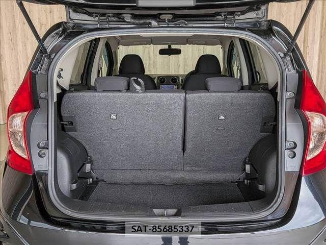 Nissan NOTE 2013-08 8131712-8
