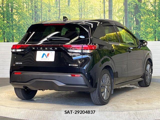Nissan NOTE 2021-07 8131684-16