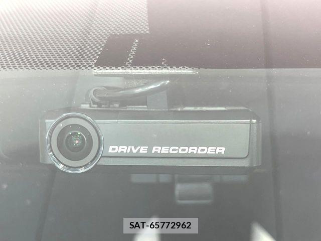 Nissan NOTE 2017-09 8131693-5
