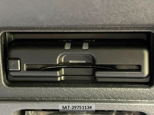Nissan NOTE 2024-04 8131679-6