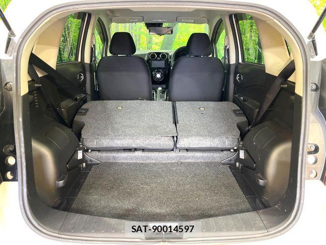 Nissan NOTE 2018-06 8146363-9
