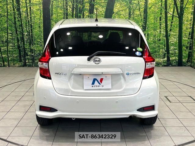 Nissan NOTE 2019-06 8146361-14