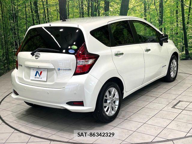 Nissan NOTE 2019-06 8146361-16