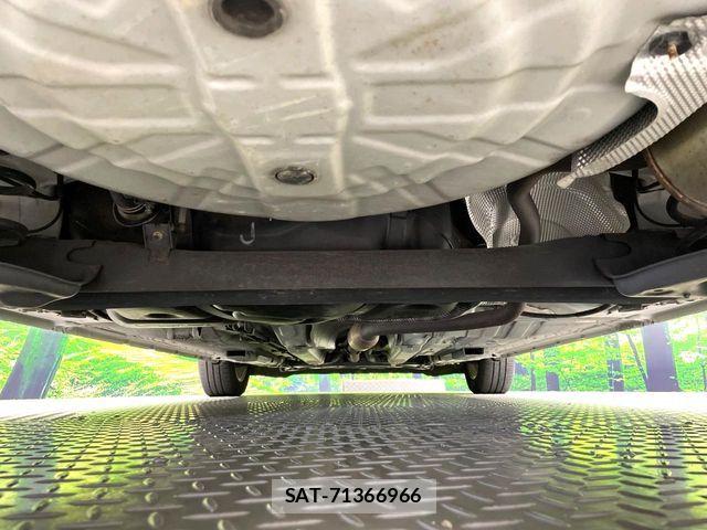 Nissan NOTE 2019-06 8146364-19