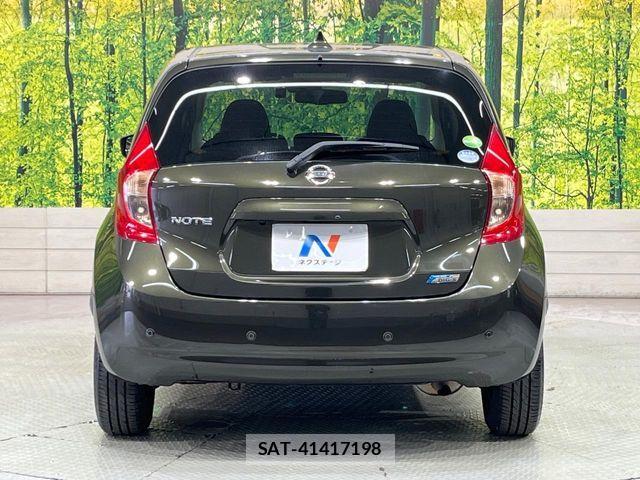 Nissan NOTE 2015-12 8146365-14