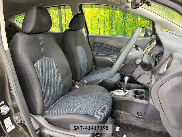 Nissan NOTE 2015-12 8146365-7