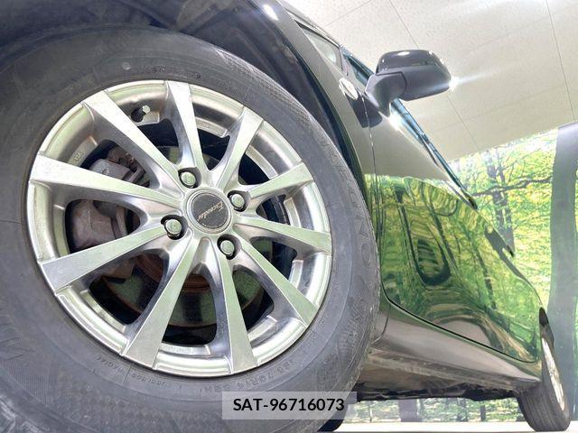 Nissan NOTE 2013-04 8146366-12