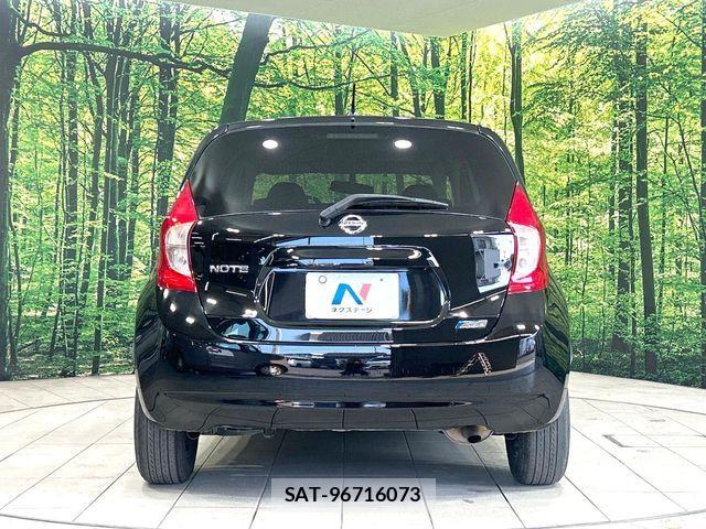 Nissan NOTE 2013-04 8146366-14
