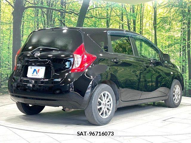 Nissan NOTE 2013-04 8146366-16