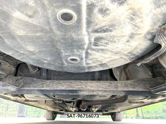 Nissan NOTE 2013-04 8146366-18
