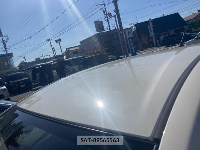 Nissan NOTE 2015-08 8146367-10