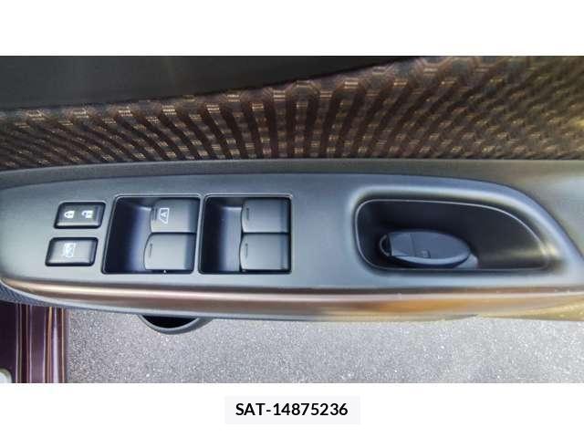 Nissan NOTE 2017-09 8158941-17