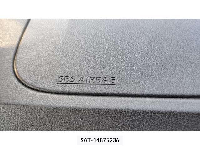 Nissan NOTE 2017-09 8158941-28