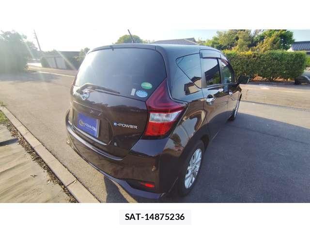 Nissan NOTE 2017-09 8158941-4