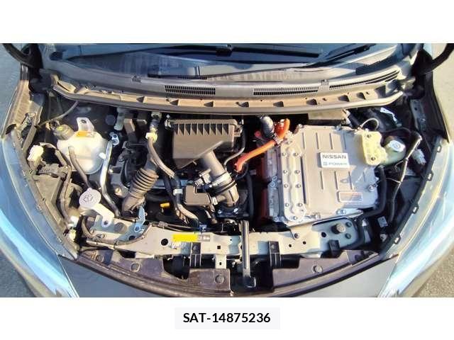 Nissan NOTE 2017-09 8158941-8