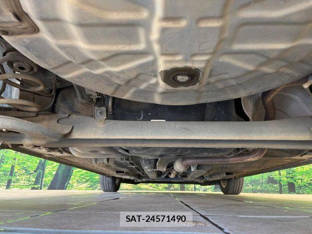 Nissan NOTE 2017-07 8158943-18