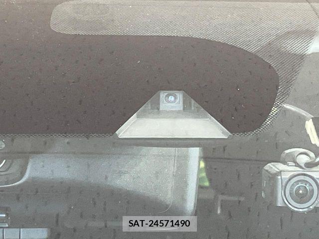 Nissan NOTE 2017-07 8158943-4