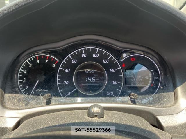 Nissan NOTE 2016-03 8158942-11