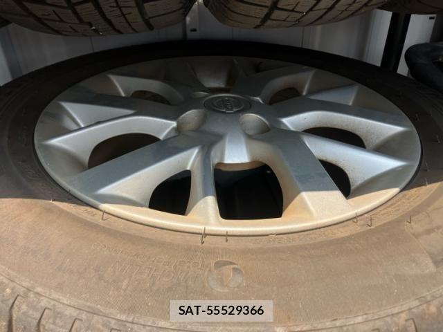 Nissan NOTE 2016-03 8158942-24
