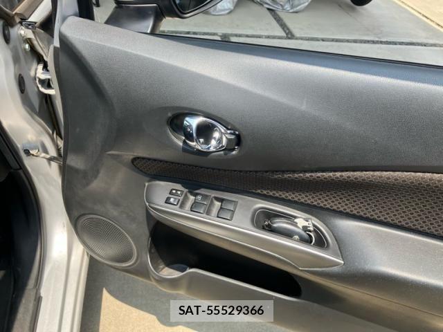 Nissan NOTE 2016-03 8158942-8