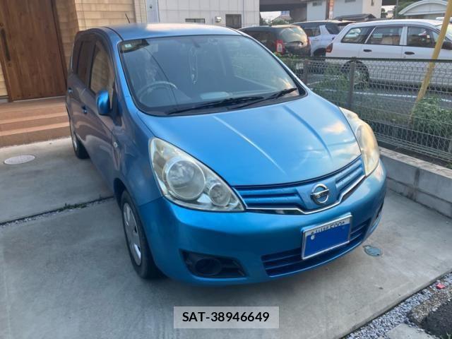 Nissan NOTE 2012-02 8158948-0