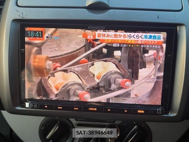 Nissan NOTE 2012-02 8158948-17