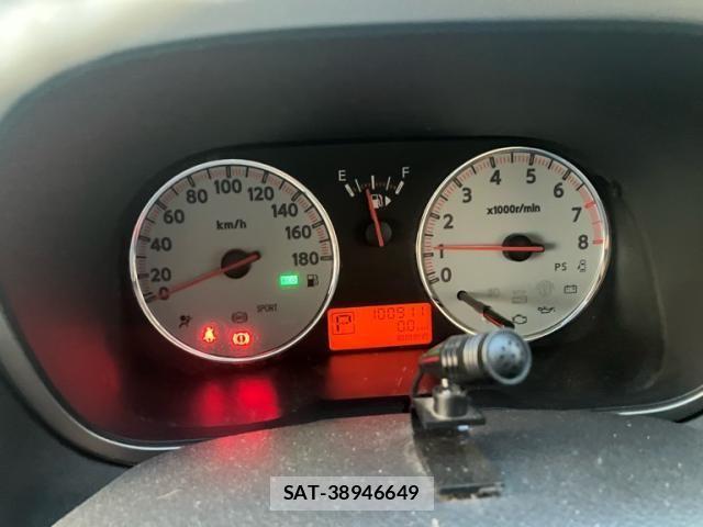 Nissan NOTE 2012-02 8158948-18
