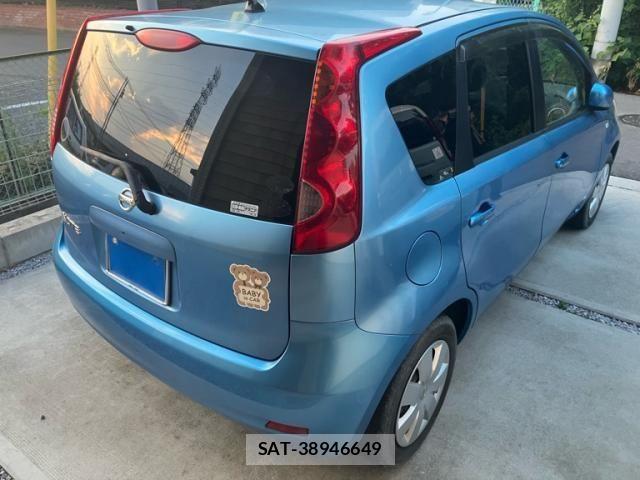 Nissan NOTE 2012-02 8158948-3