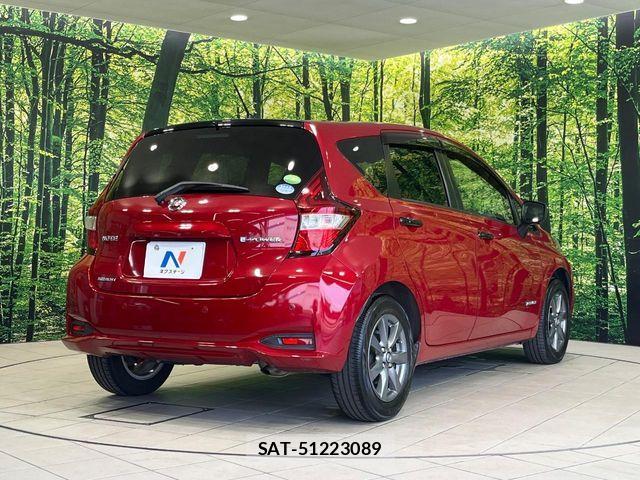 Nissan NOTE 2017-09 8209289-17