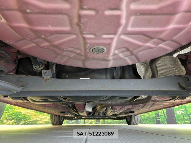 Nissan NOTE 2017-09 8209289-19