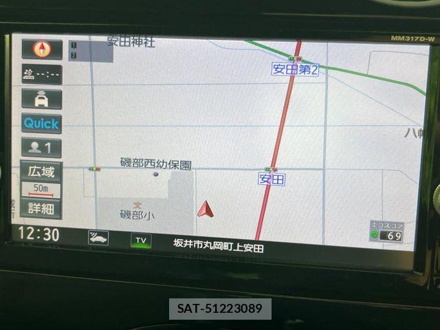Nissan NOTE 2017-09 8209289-2