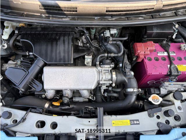 Nissan NOTE 2013-05 8209314-9