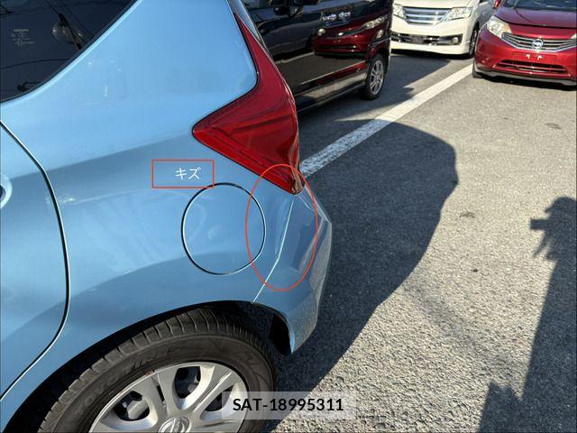 Nissan NOTE 2013-05 8209314-12