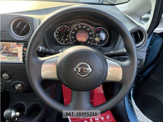 Nissan NOTE 2013-05 8209314-6