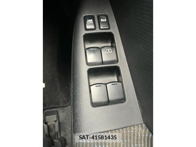 Nissan NOTE 2009-11 8209319-16