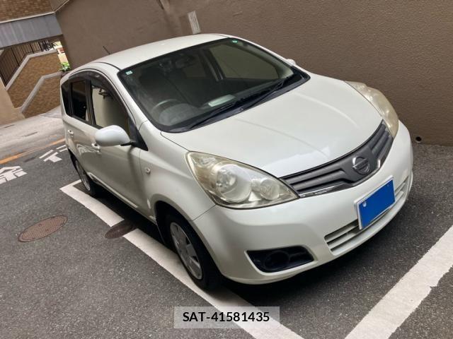 Nissan NOTE 2009-11 8209319-1