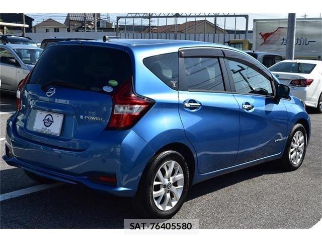 Nissan NOTE 2018-09 8209286-3