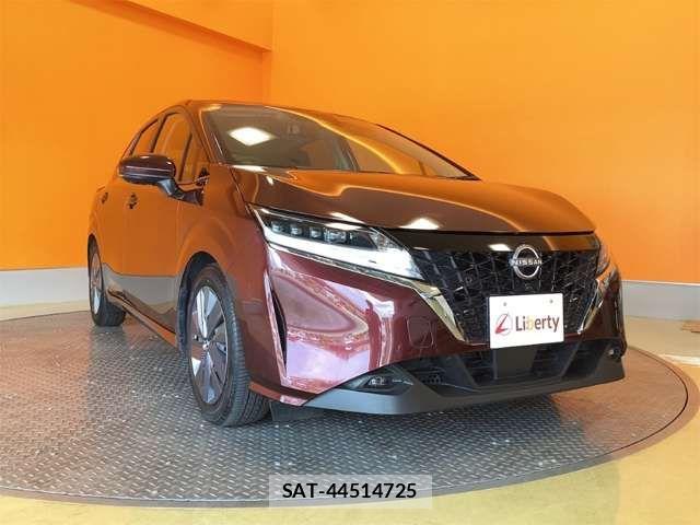 Nissan NOTE 2021-05 8209271-9
