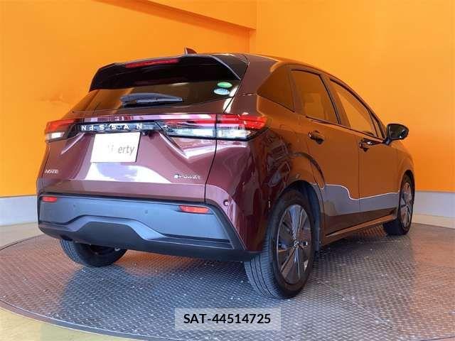Nissan NOTE 2021-05 8209271-11