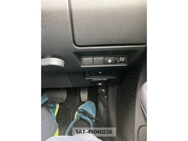 Nissan NOTE 2021-08 8209272-8