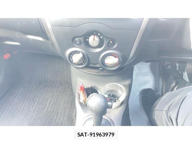 Nissan NOTE 2013-01 8209318-15