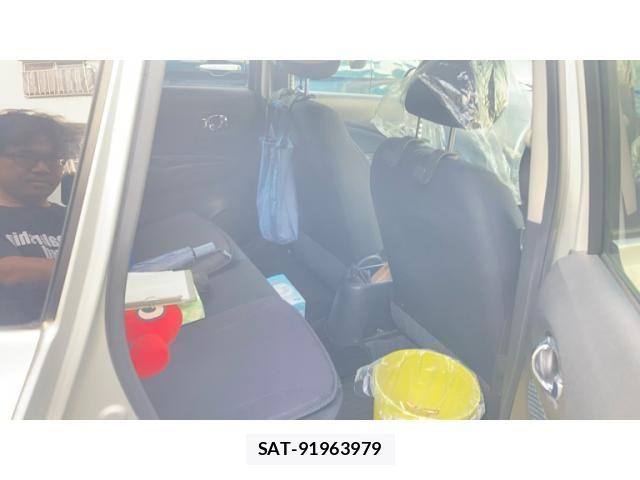 Nissan NOTE 2013-01 8209318-20