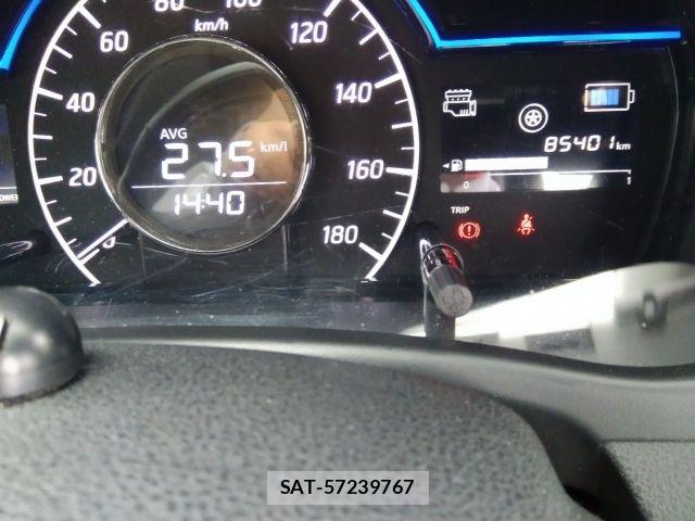 Nissan NOTE 2016-11 8209287-20