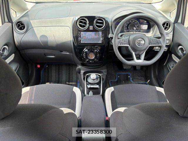Nissan NOTE 2017-09 8209283-1