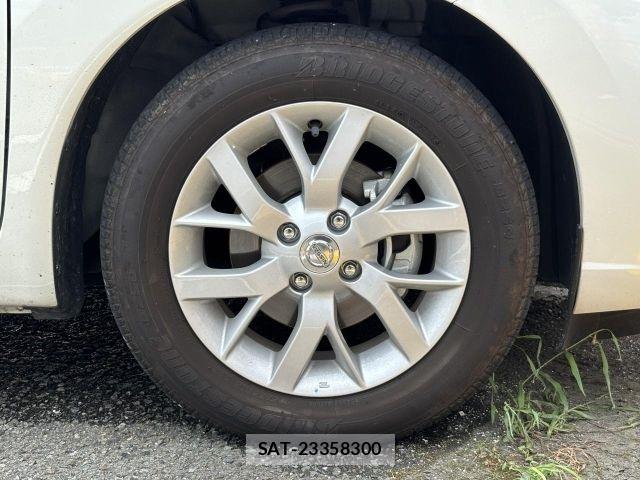 Nissan NOTE 2017-09 8209283-26