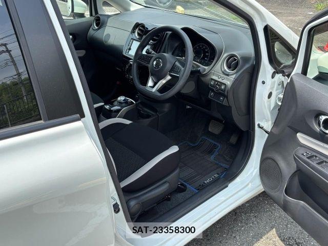 Nissan NOTE 2017-09 8209283-3